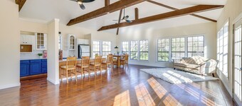 Quiet & Convenient Unit, 7 Mi to Lake Ray Hubbard!