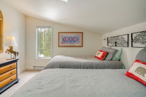 Interior - 2 Mi to Ski Resort! Hot Tub Haven in Breckenridge (Breckenridge)