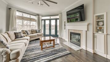 Apartment (3 Bedrooms) | Front of property