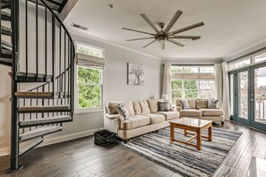 Apartment (3 Bedrooms) | Bahagian dalam