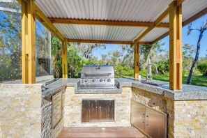 House (4 Bedrooms) | Interior - Outdoor Kitchen & Gaming Garage: Bradenton Retreat (Bradenton)