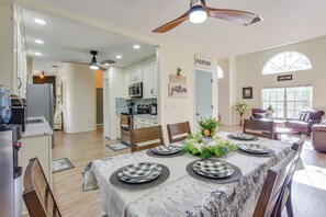 บ้านพัก (4 Bedrooms) | ภายใน