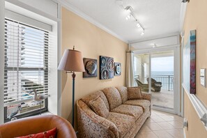 TV - Oceanfront Condo with indoor pool + Free Attraction Tickets! (North Myrtle Beach)
