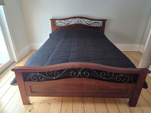 3 bedrooms, bed sheets - Bayside walks and local beach access, close to shops, golf course and wineries (Portarlington)