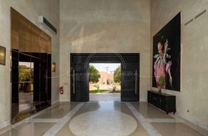 Interior - 5 bedroom luxury villa located in grounds of luxury Resort Hotel (Marrakech)