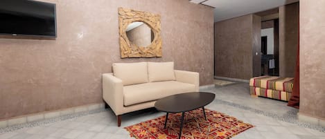 Televisión, chimenea