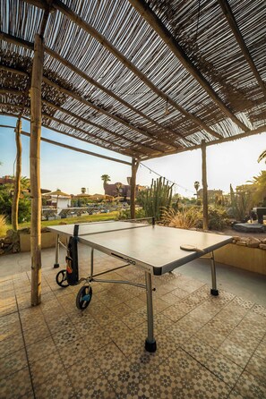 Terrace/patio - 8 bedroom villa located in grounds of resort hotel (Marrakech)