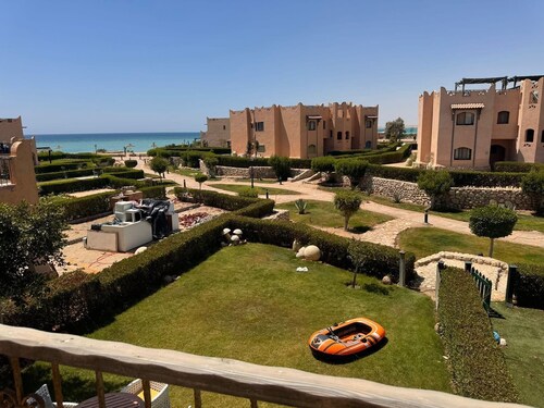huge and comfortable villa in al hacienda ras sudr