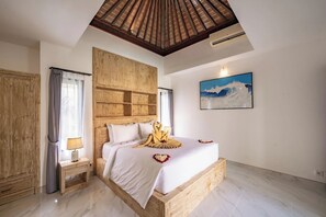 2 bedrooms, iron/ironing board, WiFi, bed sheets - Casa Lovissa 2BR Private Pool Villa - Uluwatu (South Kuta)
