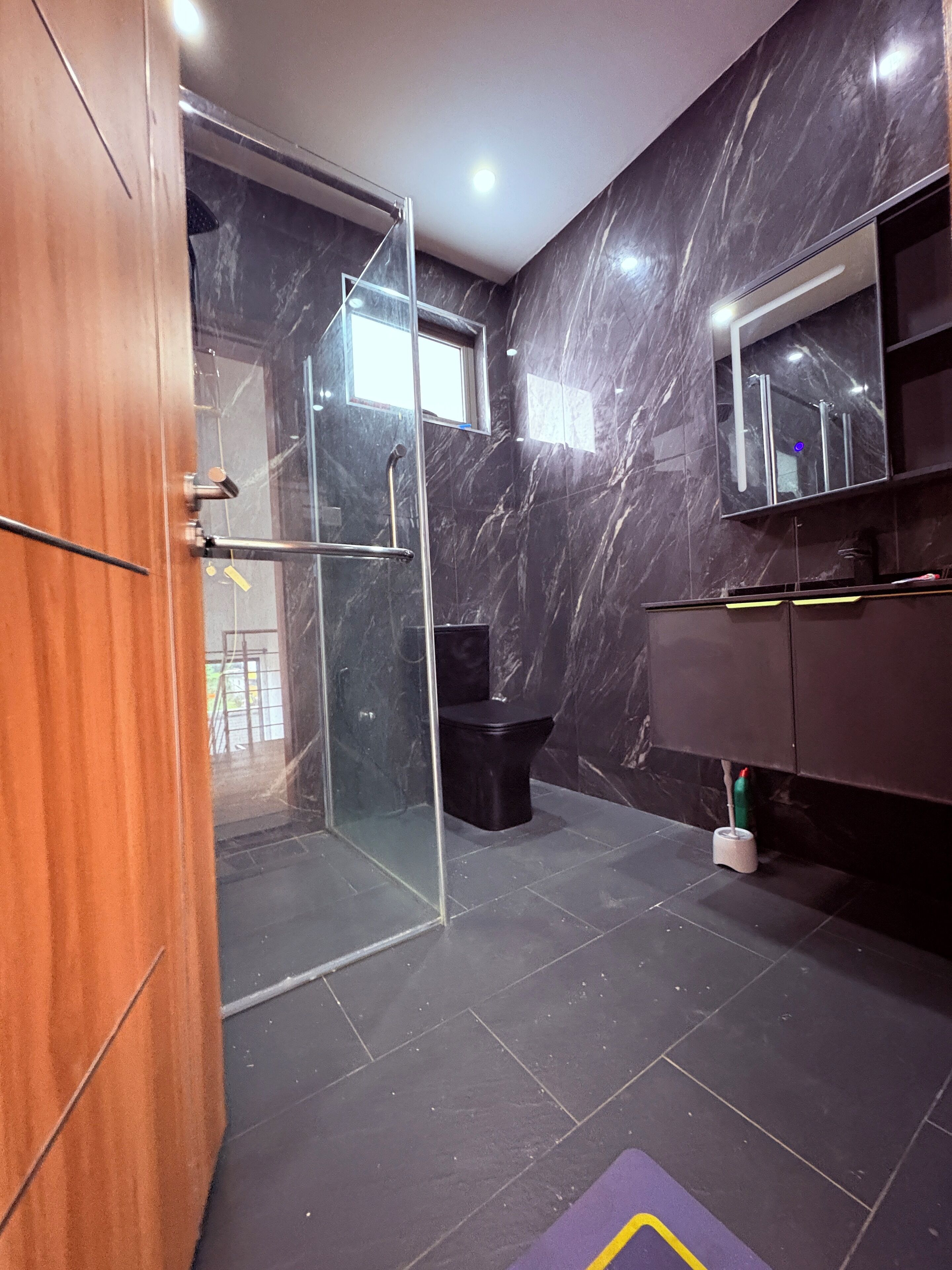 Towels, soap, toilet paper