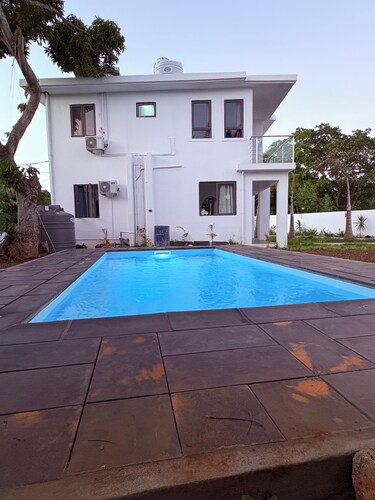 Cool Breeze Villa No. 1 in the centre of Grand Baie with swimming pool 