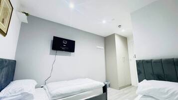 1 bedroom, iron/ironing board, free WiFi, bed sheets