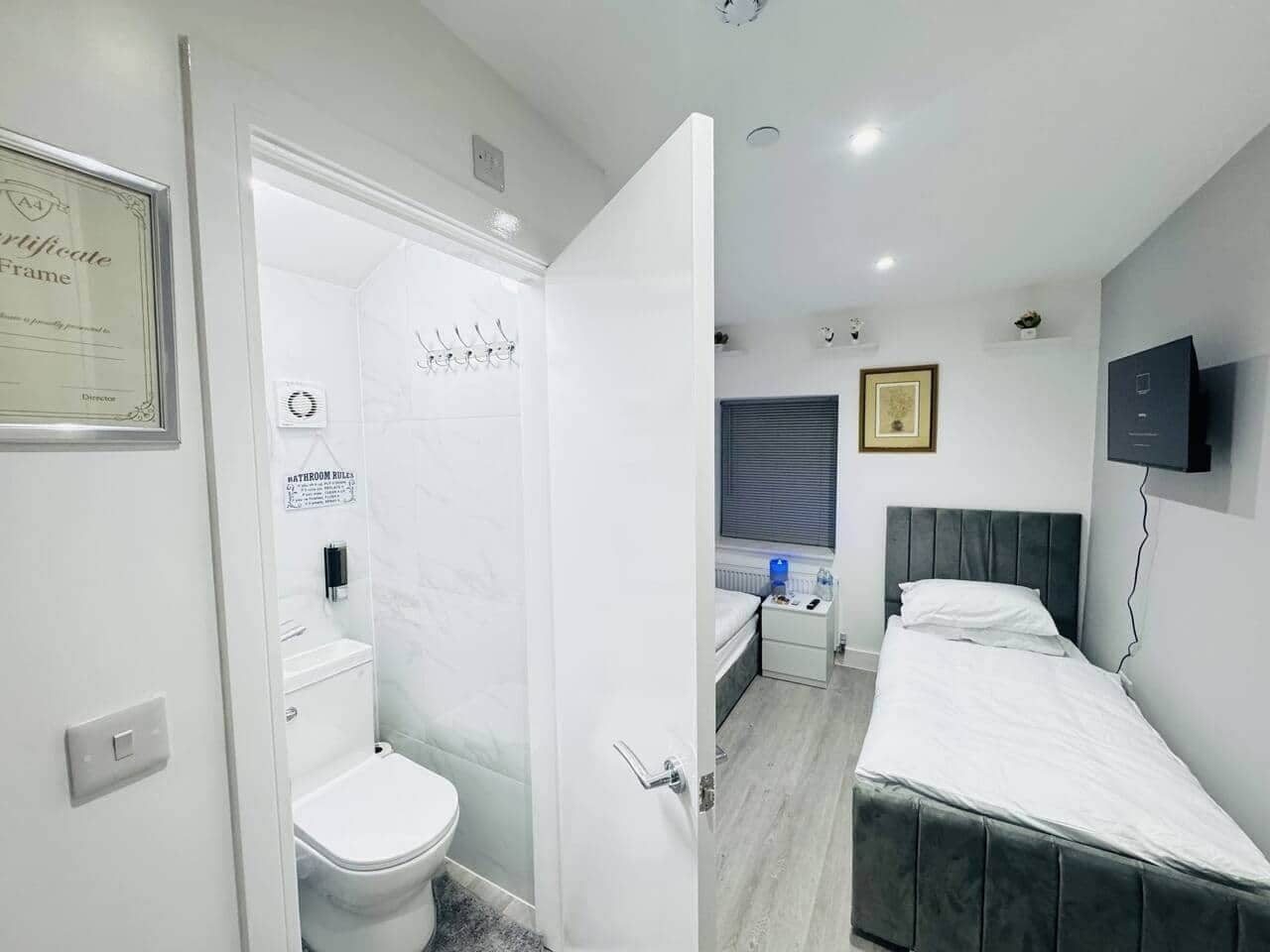 1 slaapkamer, een strijkplank/strijkijzer, gratis wifi, beddengoed