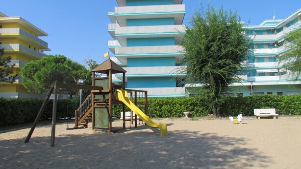 Unclassified image, 1 of 35, button - Lovely Flat With Patio (San Michele al Tagliamento)