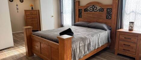 1 bedroom, free WiFi, bed sheets