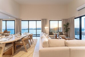 Smart TV - Paradise Cove Penthouse | Stunning Ocean Views (Huatulco)