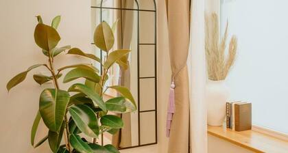 Boutique Urban Nest | Cozy & Central 1