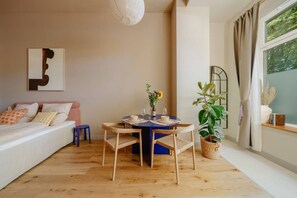 Dining - Boutique Urban Nest | Cozy & Central 1 (Berlin)