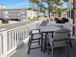 Outdoor dining - Beachfront 3 Bedroom Condo Just Steps to the Atlantic Ocean! Dune Village #7 (Ocean City)