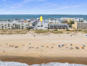 Beach - Ocean block, third floor condo just steps to the beach and Atlantic Ocean! Sea Horse #307 (Ocean City)