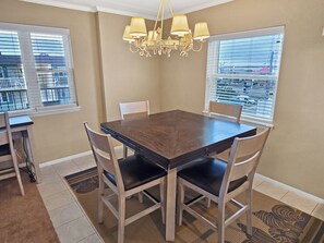 Dining - Ocean block, third floor condo just steps to the beach and Atlantic Ocean! Sea Horse #307 (Ocean City)