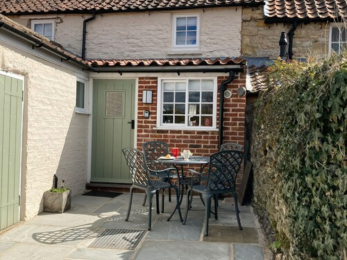 Beacon Cottage