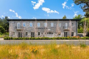 Exterior - Christmas Wine Country Escape • 1BR Queen Room (Santa Rosa)