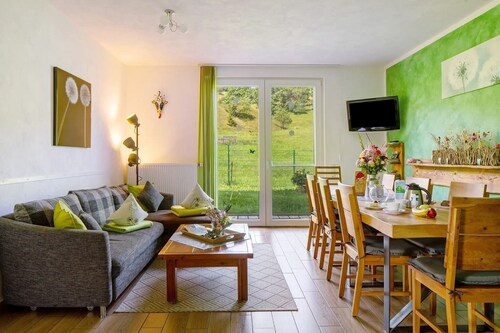 Holiday Home 'Sport Rees - 7 Fewo Eventraum' with Mountain View, Private Terrace and Wi-Fi
