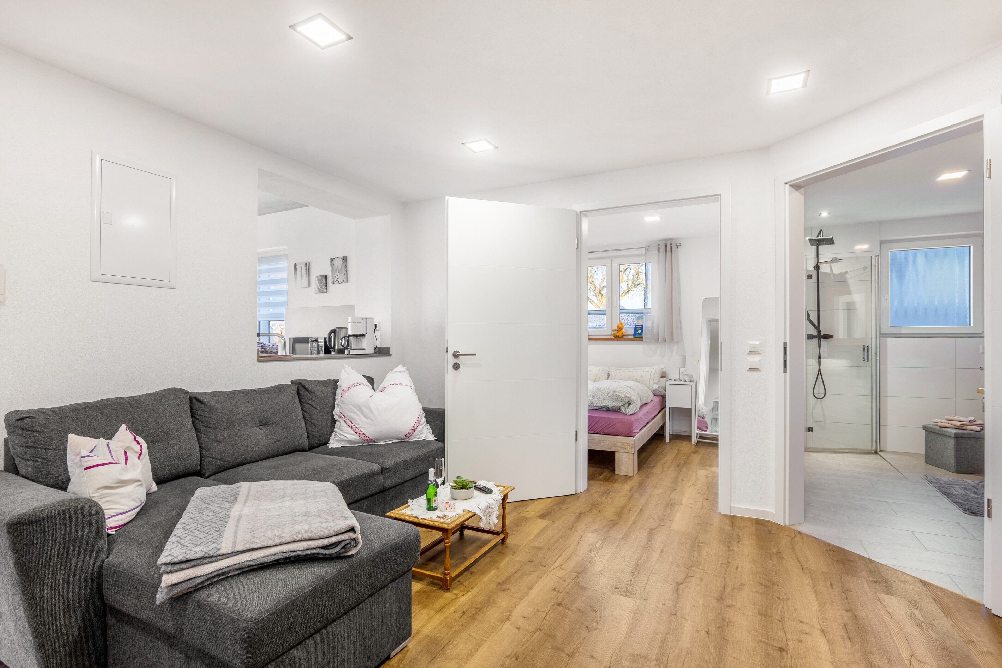 2 bedrooms, WiFi, bed sheets, wheelchair access