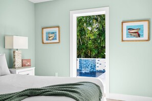 2 bedrooms, desk, iron/ironing board, free WiFi - Sapphire Serenity · Glass Walls · Pool · 30-Night (Holmes Beach)