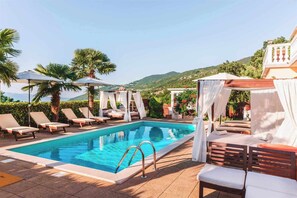 Pool - Villa Chiara Opatija Apartment Moderna (Ičići)