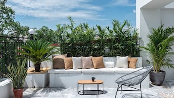 Estúdio luxo, vista para a cidade | Sacada