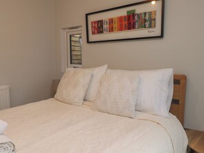 2 bedrooms, individually decorated, individually furnished, free WiFi - Glan Yr Afon (Caernarfon)