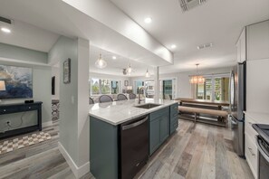 Interior - Surfside 12A2 | Luxury Beachview Living on Sanibel (Sanibel)