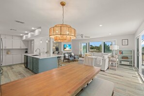 Interior - Surfside 12A2 | Luxury Beachview Living on Sanibel (Sanibel)