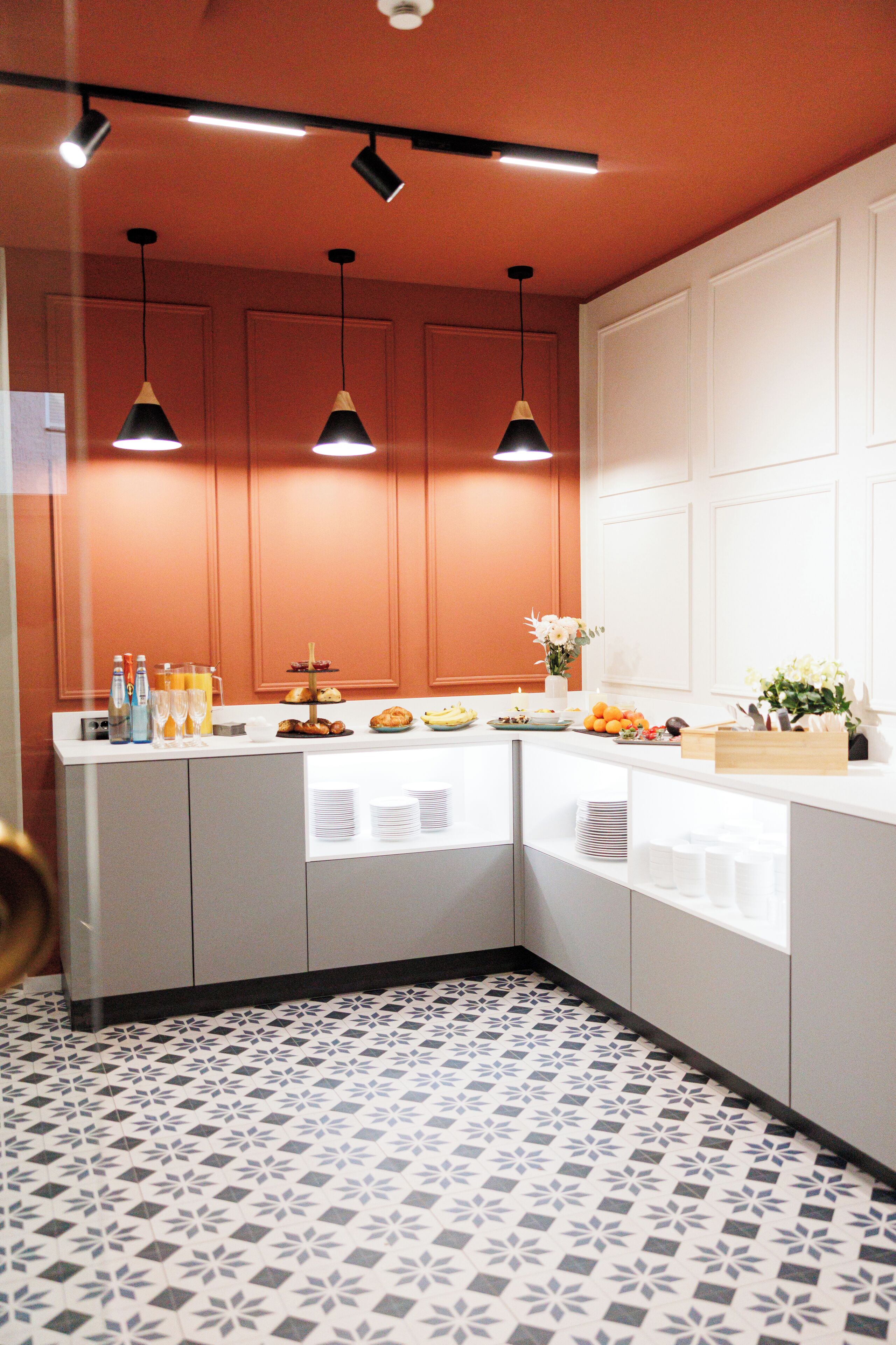 Daily buffet breakfast (EUR 16 per person)