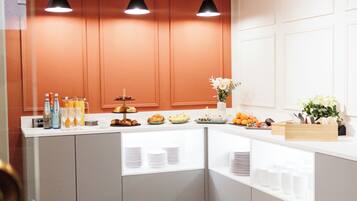 Daily buffet breakfast (EUR 16 per person)