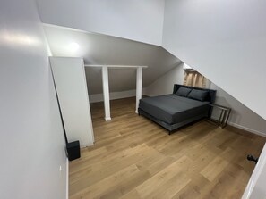 Bed sheets - 2-bedroom apartment in a beautiful Charlotte area close to uptown (Charlotte)