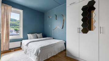 1 chambre, fer et planche Ă repasser, Wi-Fi, draps fournis