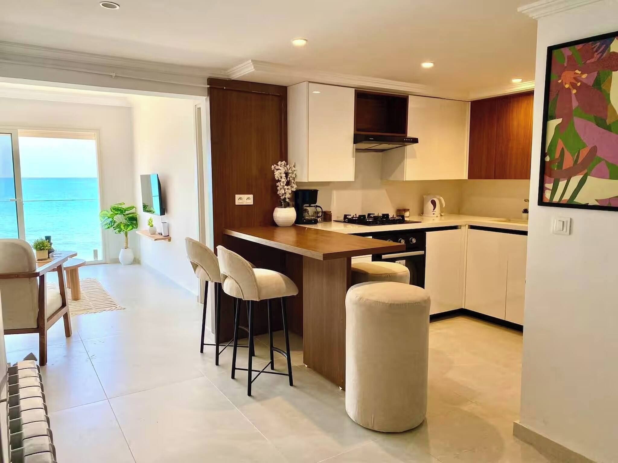 Apartamento, 2 quartos, sacada | Sala de jantar