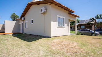 Basic Apartment | Exterior