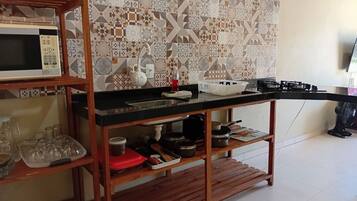 Basic Apartment | Private kitchen