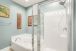 Shower, towels - Havens 1133: New on Program in Barefoot Resort! Awesome Location! (North Myrtle Beach)