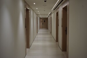 Interior - Binghatti Dusk Studio - Gym &Pool (Dubai)
