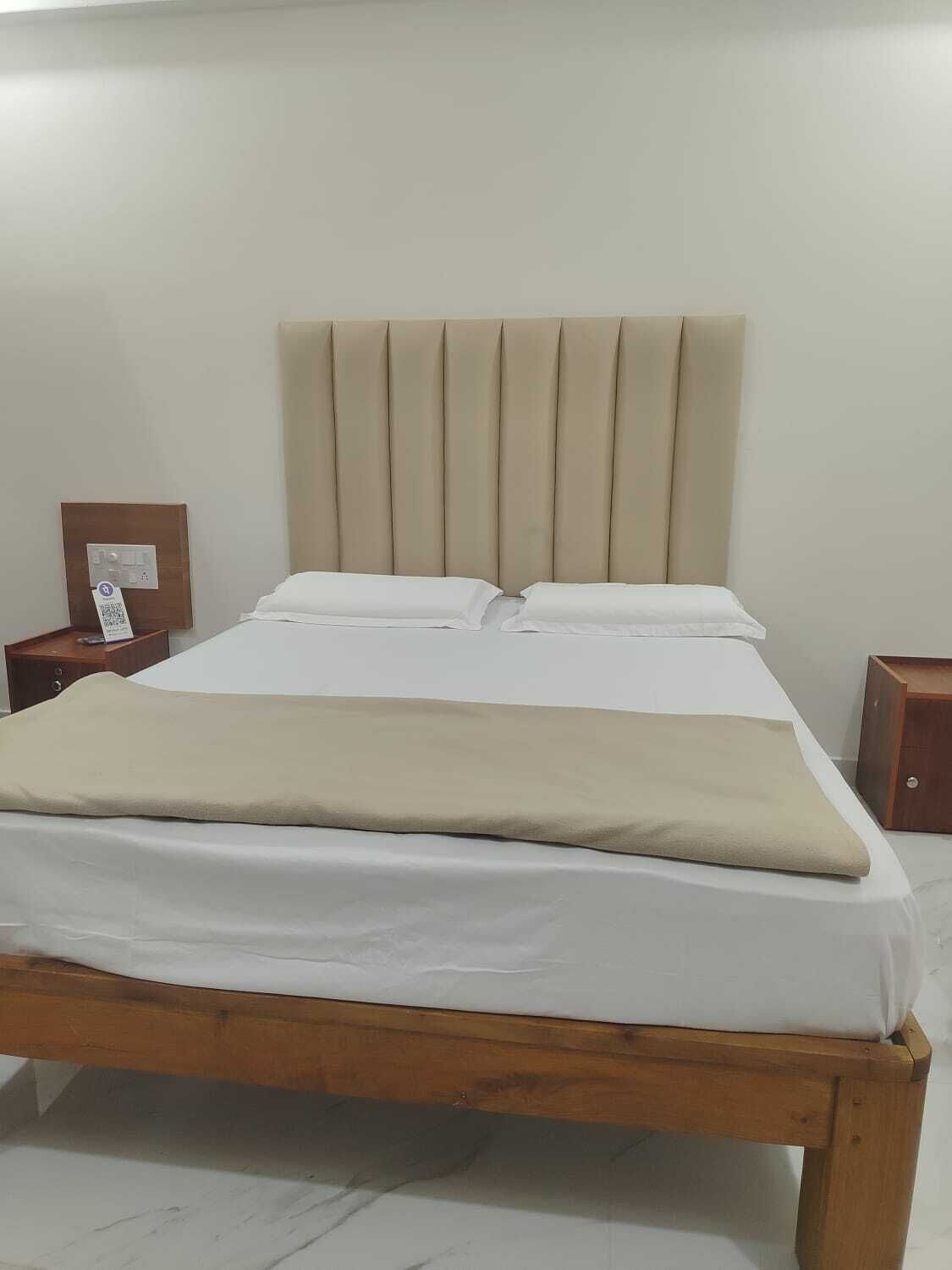 Double Room | Free WiFi