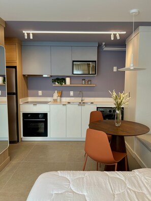 Deluxe Apartment, 1 Double Bed | Living area - Apto Moderno na Velha - Vila Germânica (Blumenau)