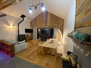 Living area - CHALET LE TRAPPEUR (LES ORRES)