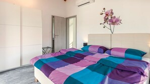 Wi-Fi de cortesia, roupa de cama