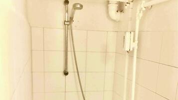 Shared Dormitory, 1 Bedroom | Bathroom
