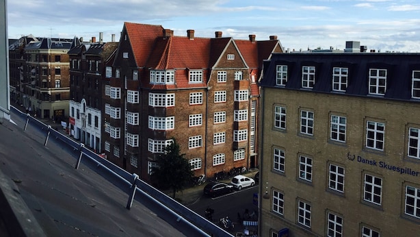Luokittelematon kuva, 1 kautta 25, painike